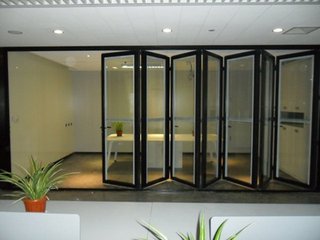 鋁合金折疊門